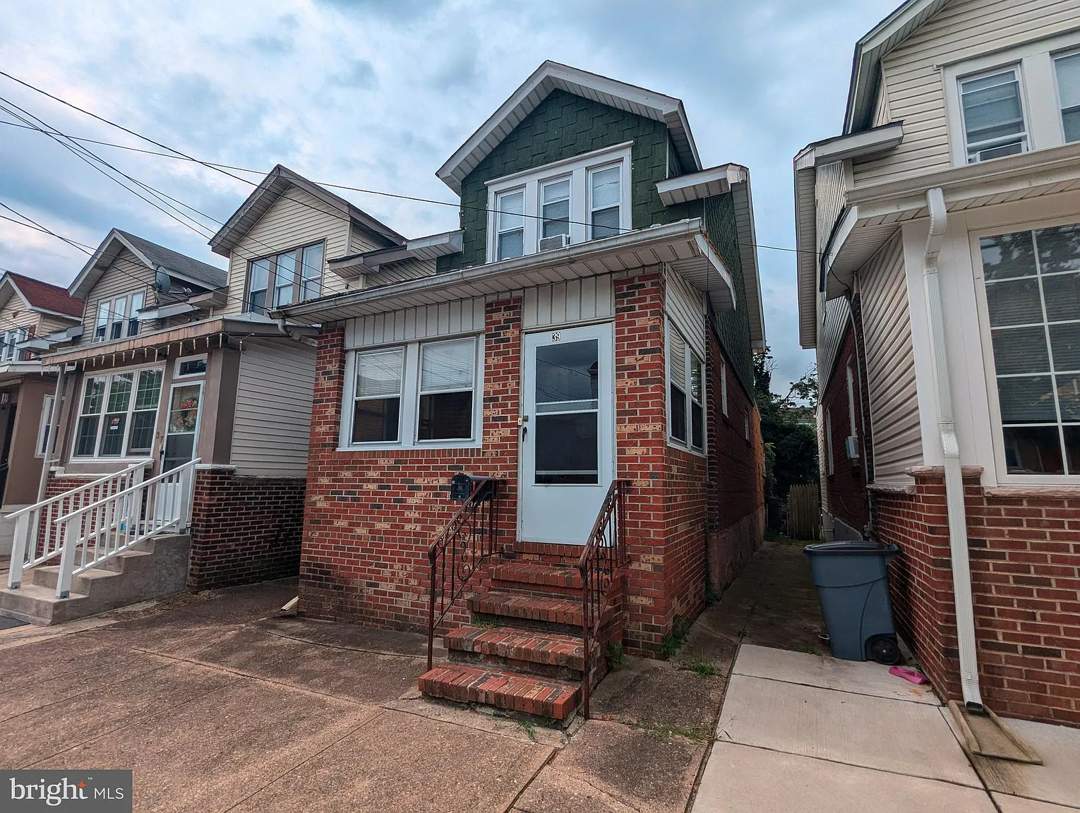 39 Heil Ave photo 1