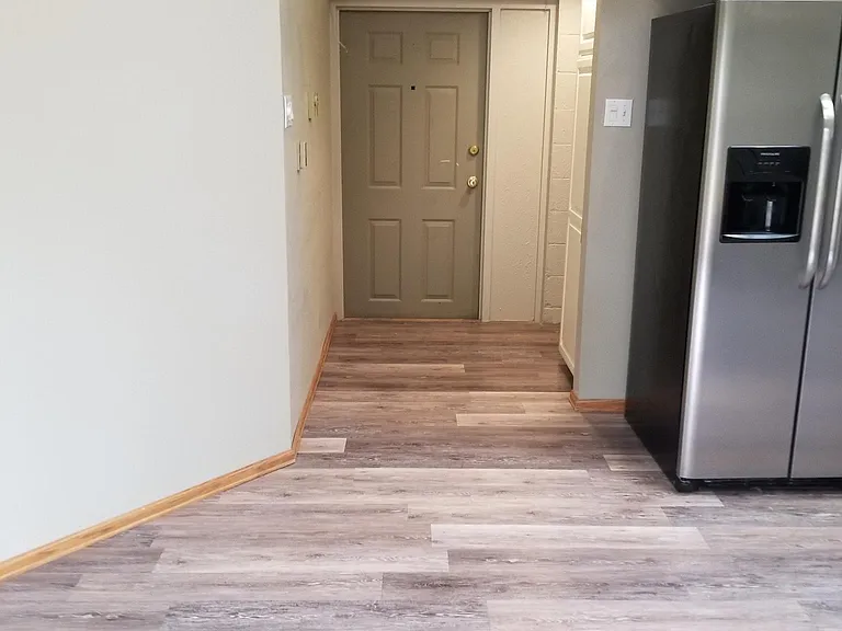 hallway to laundry