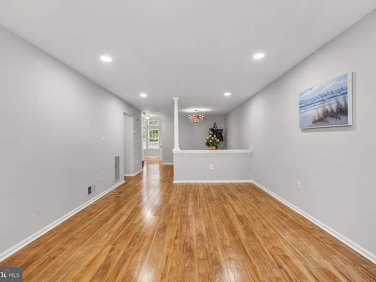 16 Lee Ct — Photo 18