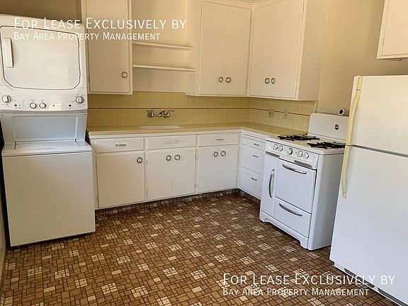 3rd image of 464 Waverley St