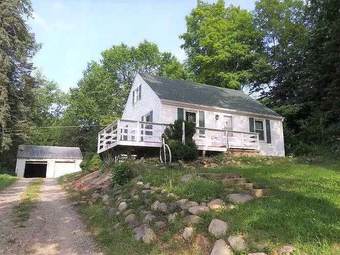 2495 Porter Rd photo 1