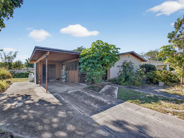 1212 Chickasaw Street, Jupiter, FL 33458