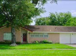 10323 Collingswood Rd, La Porte, TX 77571