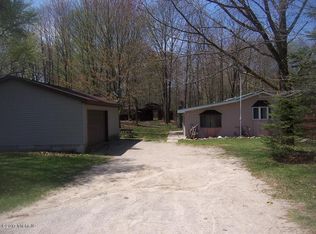 11629 Vining Rd, Lakeview, MI 48850