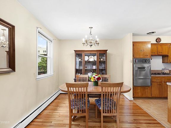 3rd image of 2633 29th St