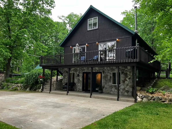 4080 Jay Woods Rd, Harrison, MI 48625