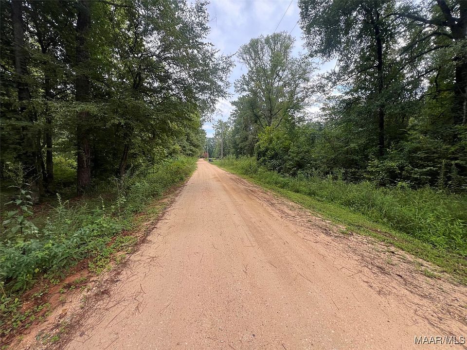 2nd image of 144 Village Creek Rd