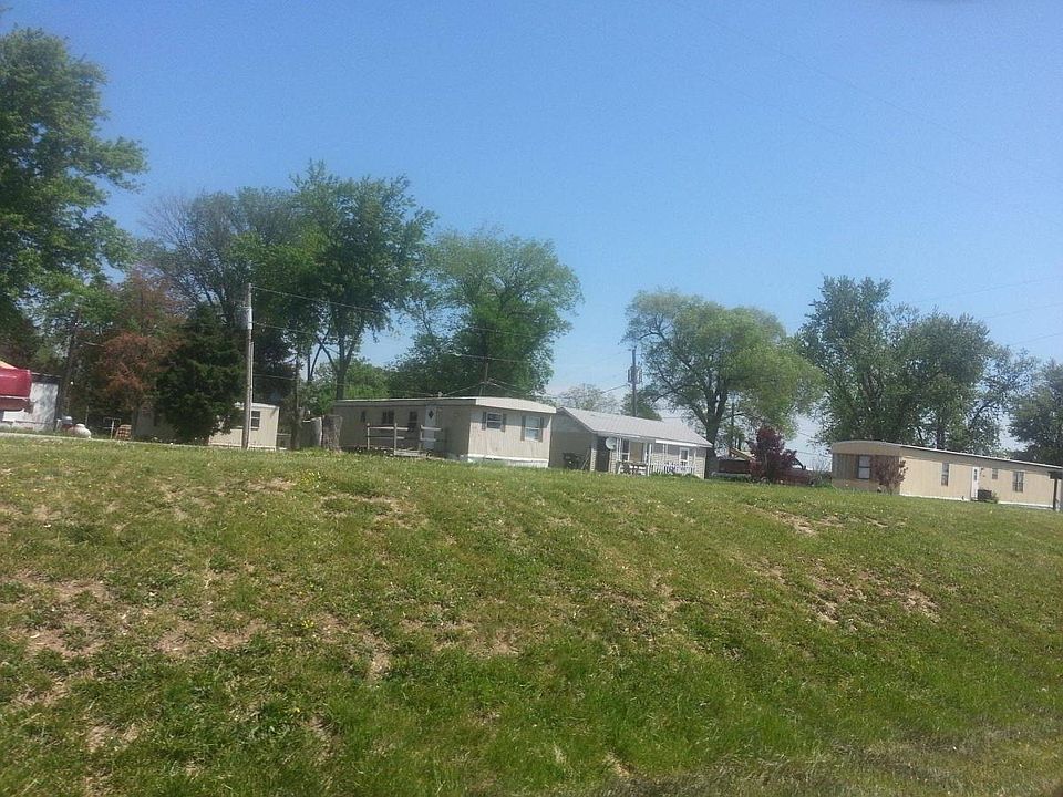 2nd image of 18025 Saint Joseph Ave