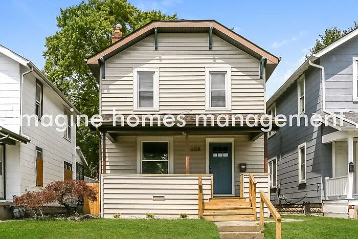 2 bed, 1.0 bath, 1056 sqft, $1,595 — Photo 1