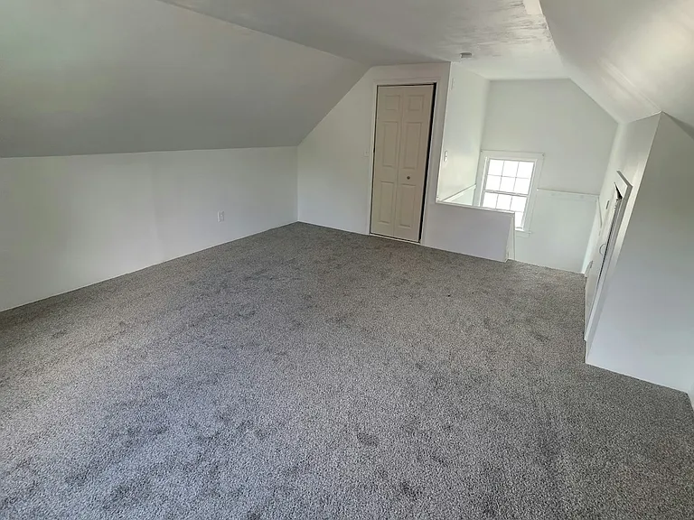 3953 Elmwood Rd — Photo 8