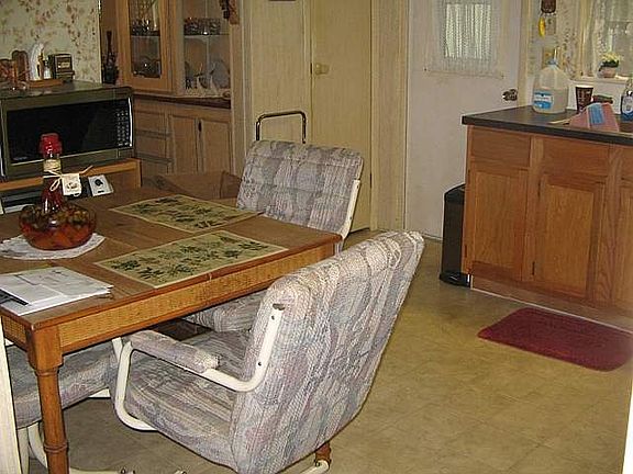 5th image of 1100 Heritage Dr