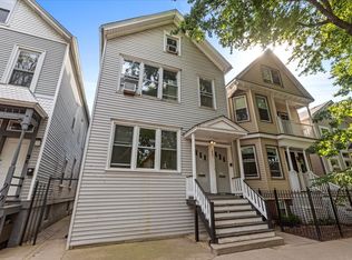 1421 W Fletcher St #2F, Chicago, IL 60657