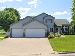 581 Tuttle Dr, Hastings, MN 55033