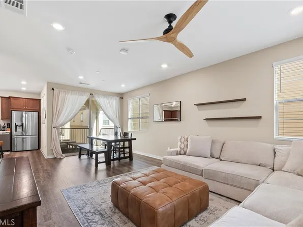 831 Wintergreen Way, Upland, CA 91786