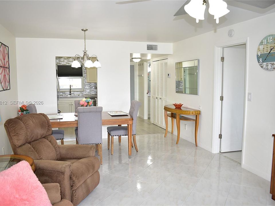 1st image of 9350 Sunrise Lakes Blvd APT 307