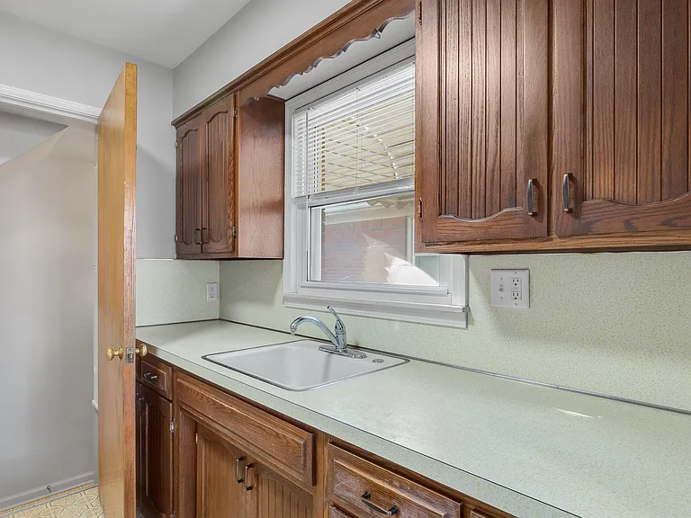 357 Emmons Blvd — Photo 12