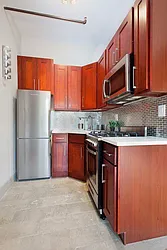 Rented by Meller Maayan S