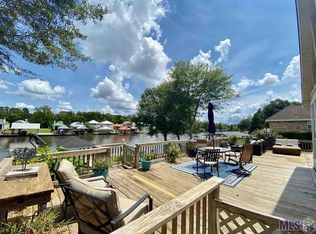 12216 River Highlands Dr, Saint Amant, LA 70774