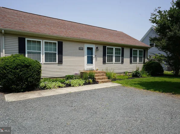 612 S Division St, Fruitland, MD 21826