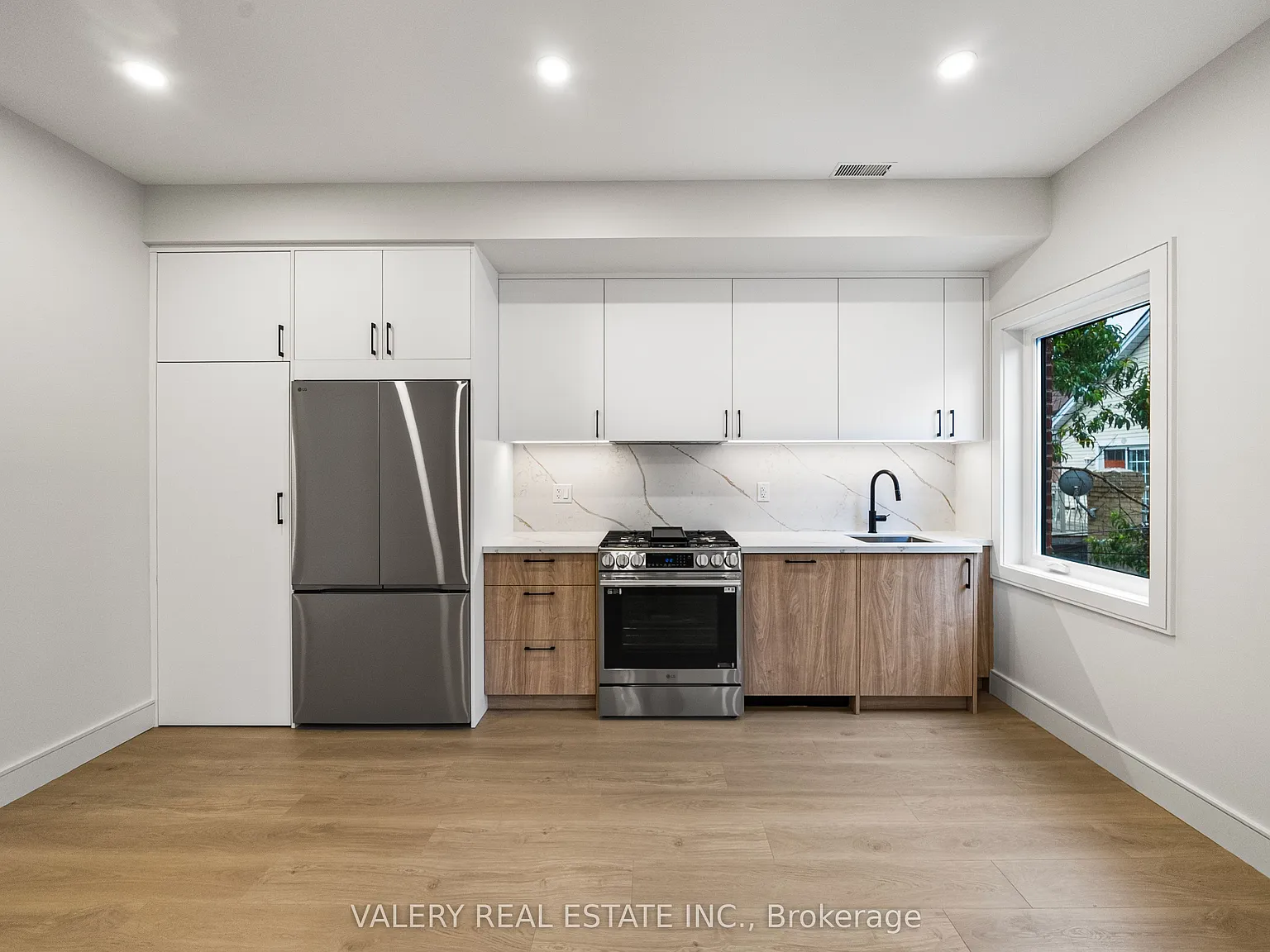 1 bed, $2,900 — Photo 2