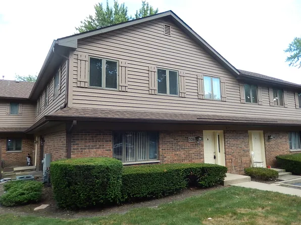326 N Airlite St, Elgin, IL 60123