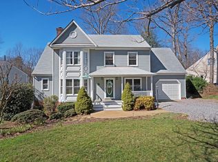 1522 Winbury Dr, Midlothian, VA 23114