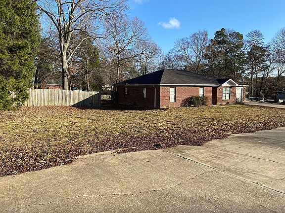2nd image of 13172 Sheila Dr