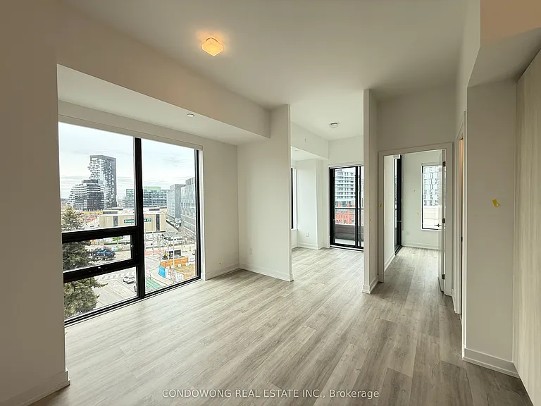 28 Eastern Ave #613 — Photo 1