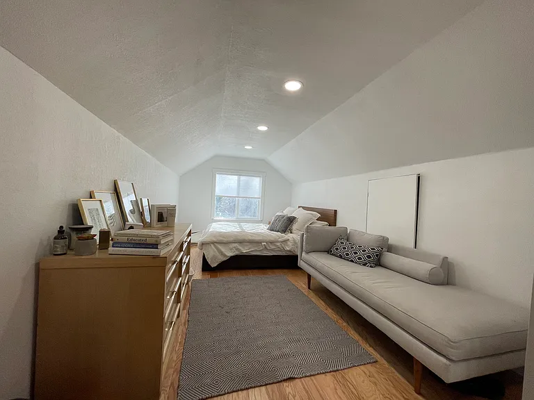 3345 N Gaylord St — Photo 12