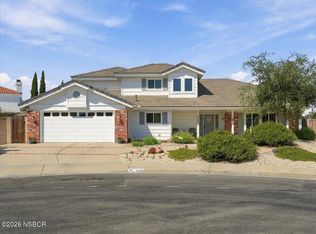 2405 Nicklaus Dr, Santa Maria, CA 93455