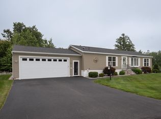 110 Freedom Hill Rd, Hampstead, NH 03841