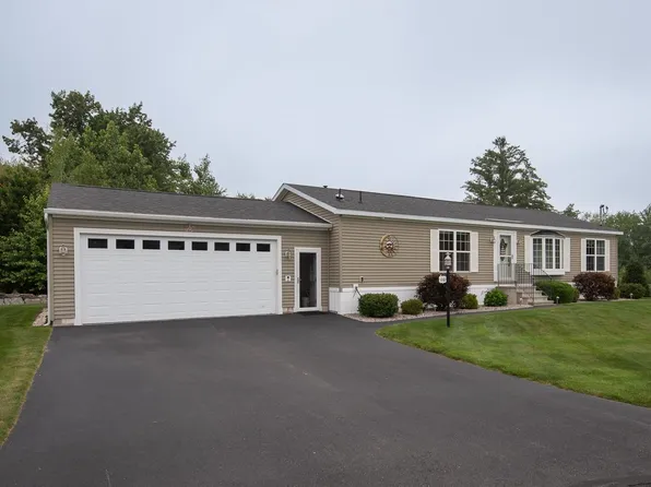 110 Freedom Hill Road, Hampstead, NH 03841