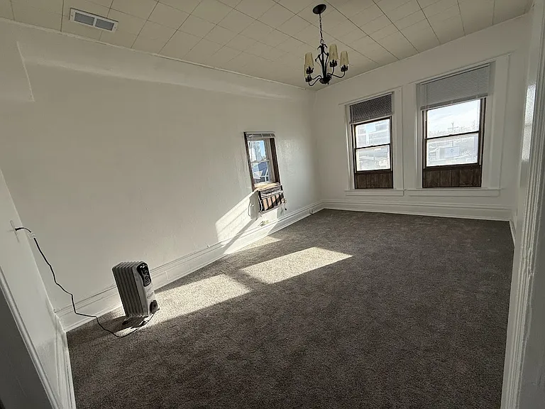 104 W Main St #5 — Photo 3