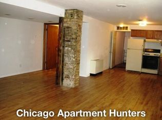 2962 W Nelson St, Chicago, IL 60618