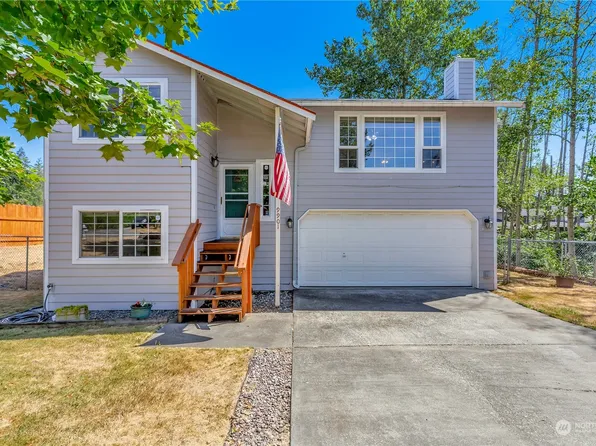 9901 2nd Avenue Ct E, Tacoma, WA 98445