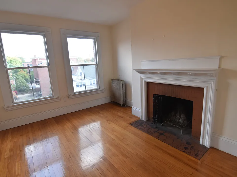 2 Ware St #310