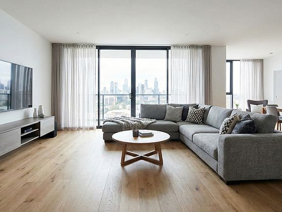 3rd image of 7100 Playa Vista Dr #2
