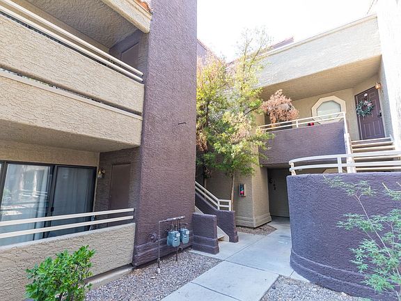 3rd image of 5056 S Rainbow Blvd Unit 202