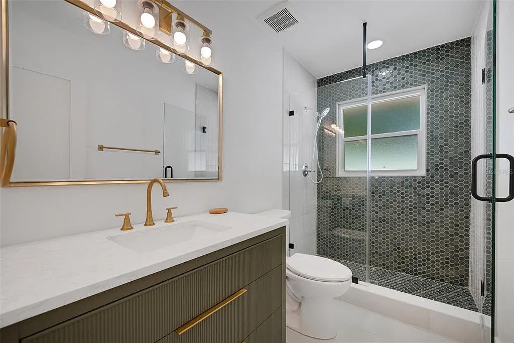 187 Bel Forest Dr — Photo 2