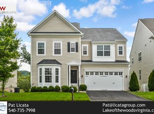 26 Trail Ridge Ln, Fredericksburg, VA 22405