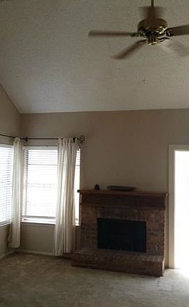 2nd image of 1601 W Braker Ln