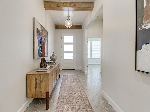 3rd image of 2500 Amante Ct