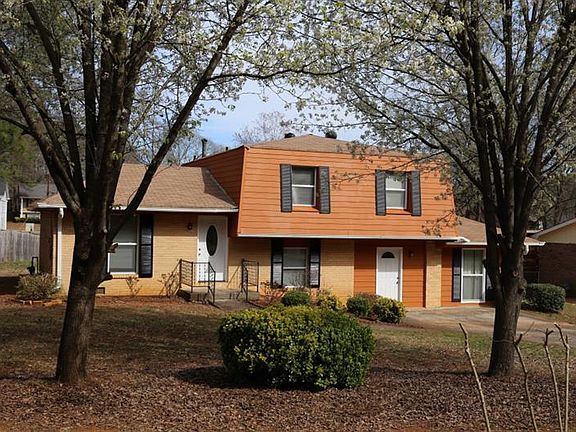 2nd image of 381 Amberwood Dr