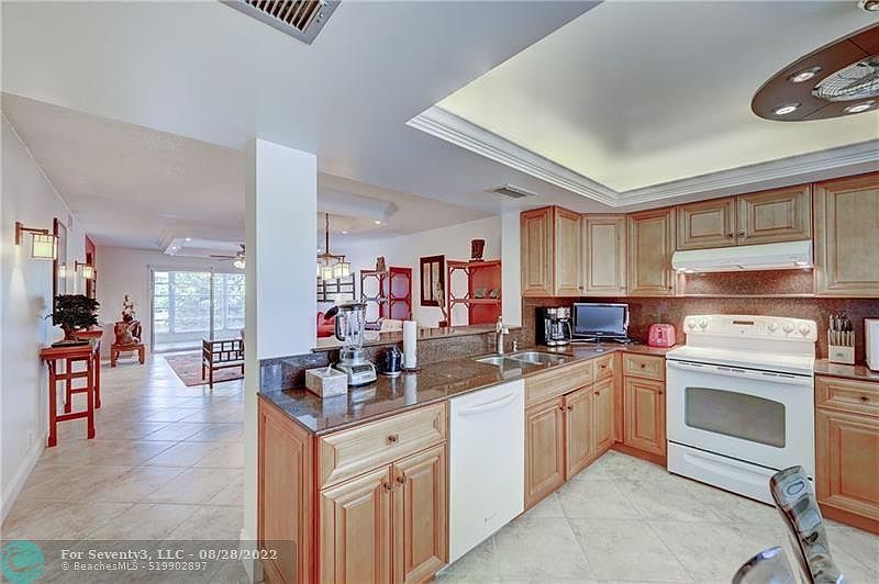 1st image of 3502 Bimini Ln APT C2