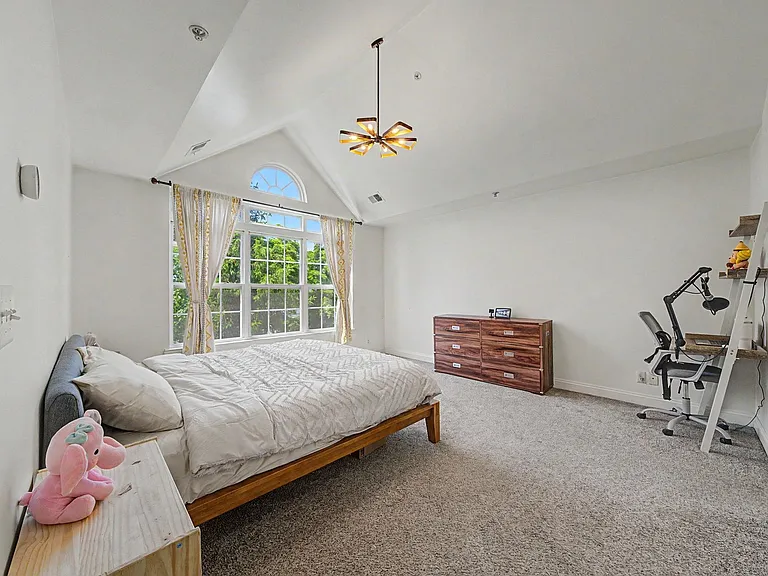 180 Blue Heron Dr #180 — Photo 23