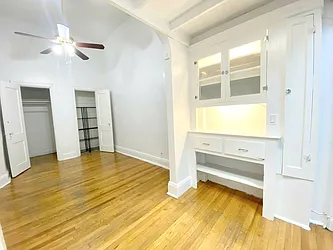 Rented by Manhattan Spaces
