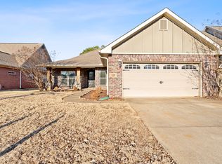 15 Nandina Ln SW, Huntsville, AL 35824