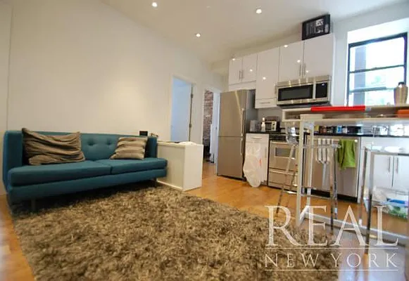 Rented by REAL New York | media 11