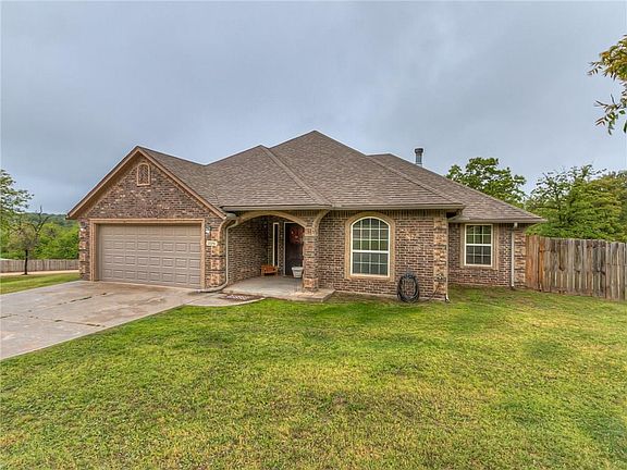 2nd image of 17251 Walnut Dr