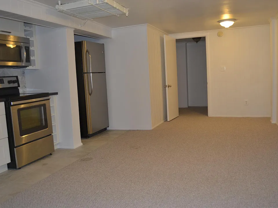 Living area without furniture